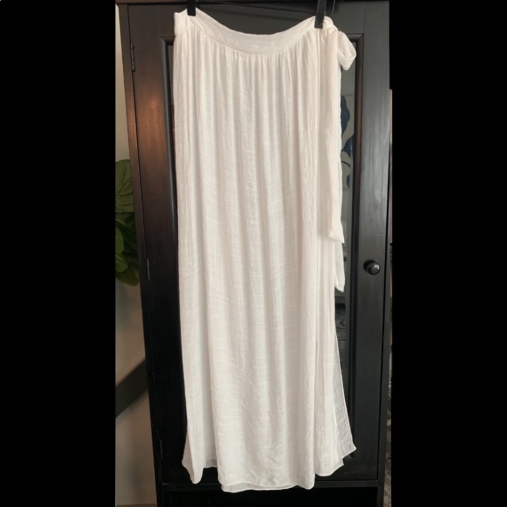 L*SPACE White Skirt Swimsuit Cover-Up